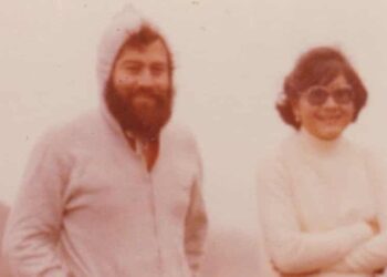 A family photo of Emil Bustamante López and his wife, Rosa María Cruz López.