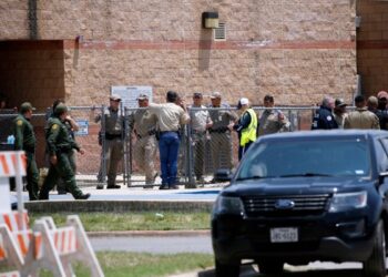 Border Patrol agent credited with killing Texas elementary school shooter