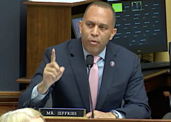 Democrat Hakeem Jeffries Calls Out Clarence Thomas – 'Have a Conversation With Ginni'
