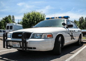 Washington law enforcement officers say drivers aren’t stopping due to new law – Law Officer