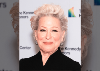 Bette Midler encourages activists to ‘come armed’ during protests at NRA convention – Law Officer
