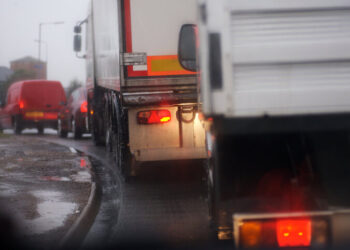 Understanding Jackknife Accidents - J&Y Law Firm