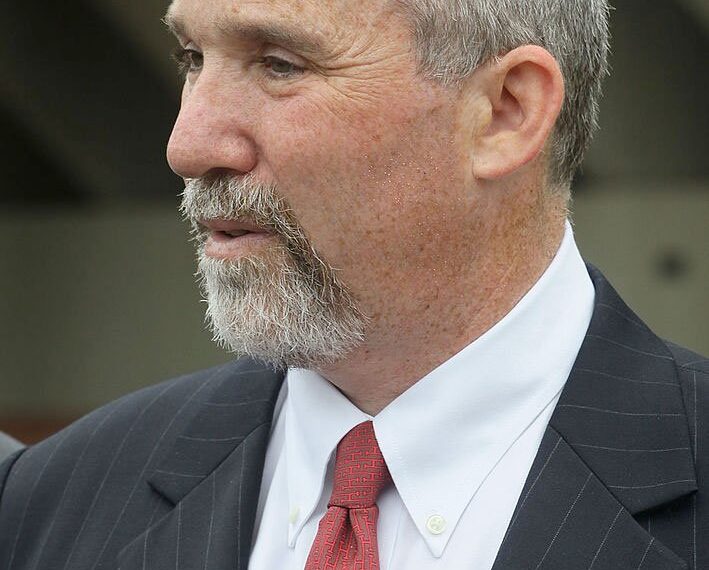 What happened to convicted cop’s missing wife? Suspended lawyer can't tell, judge rules