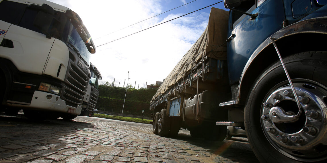 The Unique Dangers of Semi-Truck Accidents in Nevada