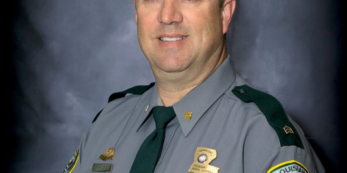 Louisiana wildlife officer rescues girl trapped underneath boat