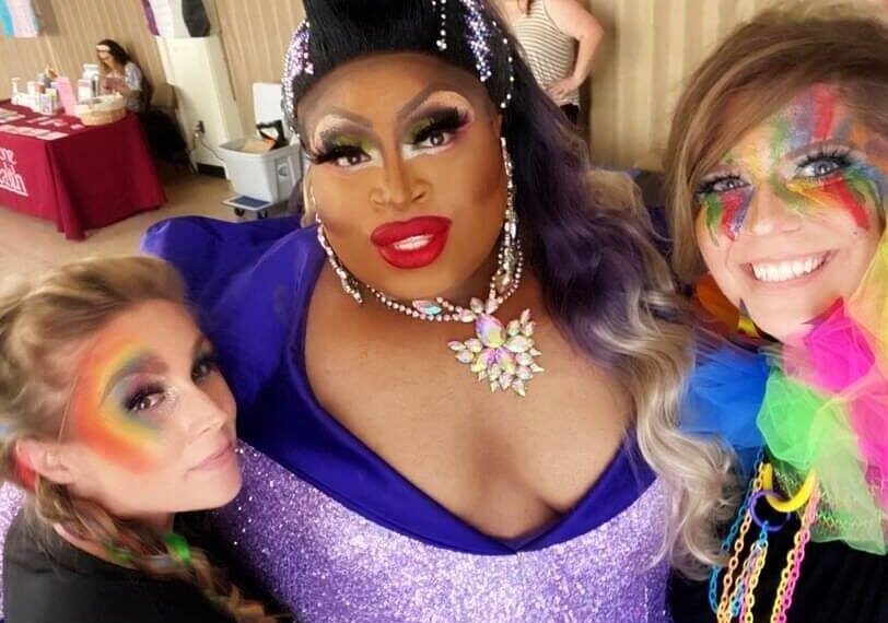 Drag queen faces dozens of charges related to child pornography – Law Officer