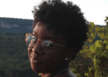 BLM activist arrested after hundreds of cockroaches get released during courtroom protest – Law Officer