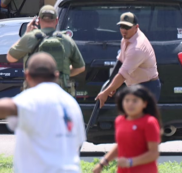 Off-duty Border Patrol agent who helped evacuate Uvalde school speaks out