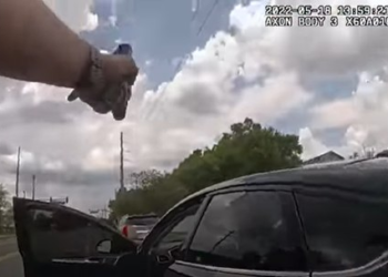 Man shoots at 2 Orlando cops in traffic stop gunfight