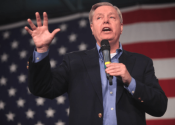 Senator Lindsey Graham working on plan to employ military veterans to stop school shootings – Law Officer