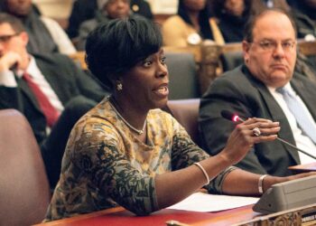 Philadelphia may rehire officers and civilian employees to fill vacancies under new bill