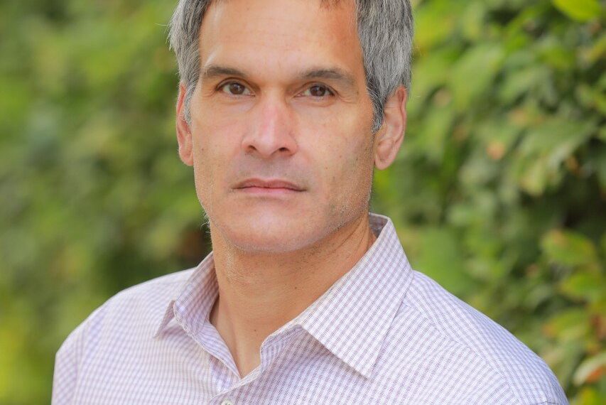 Why law professors should co-author academic articles with law students