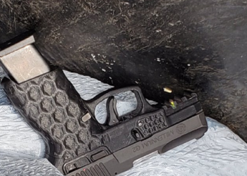 The weapon Chicago Police say they recovered at the scene.