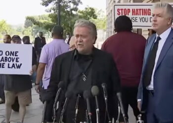 ‘Conviction May Encourage Others to Stop Obstructing’: Legal Experts Respond to Bannon Guilty Verdict