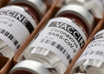 Ohio Republicans Allow Anti-Vaxxers to Advance Effort for Broad Constitutional Amendment Banning Medical Mandates