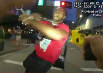 Suspect strikes Cincinnati officer’s face with metal pipe