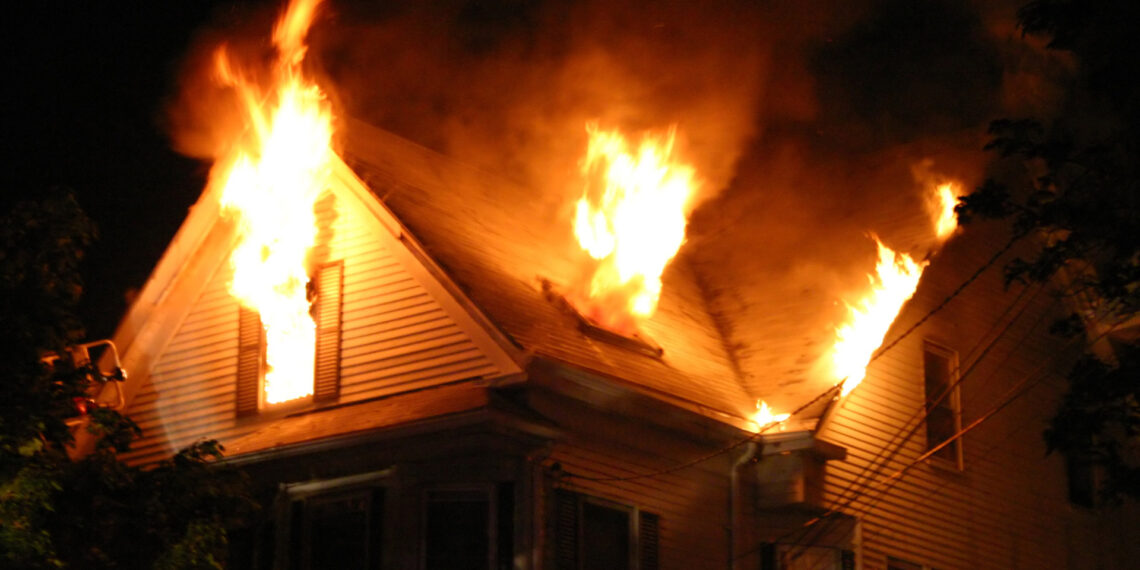 Right place, right time: Off-duty Florida police officer braves house fire to rescue trapped children