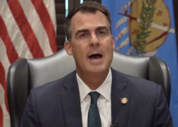 GOP Governor Launches Investigation Into Public Schools, Run by His Democratic Opponent – After One Complaint About CRT
