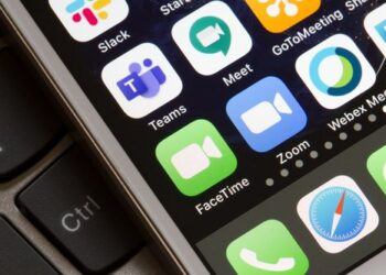 Suit seeks damages for traumatic event witnessed over FaceTime; bystander definition at issue