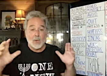 Trump-Loving Right Wing Pastor Praises $1.6 Billion Donation to Right-Wing Group as God’s 'Reward' for Overturning Roe