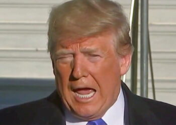 Mueller Prosecutor on the FBI's Trump Raid