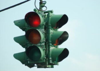 Intersection Etiquette: When the Power Goes Out