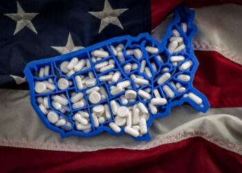 Ohio's $650 million opioid ruling against major pharmacies may spook pharmacists