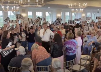 Watch: Beto O’Rourke Swears at Heckler for Laughing at Uvalde Deaths: ‘It May Be Funny to You … But It’s Not to Me’