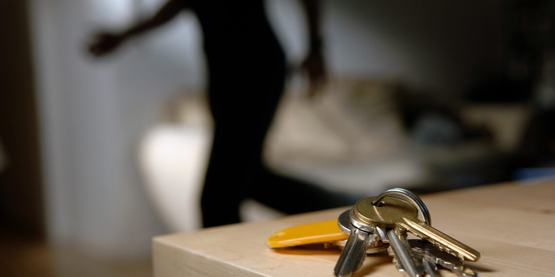 California burglar returns to the scene of the crime after forgetting his keys