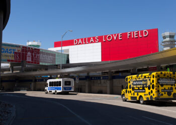 Dallas police officer shoots armed woman who claimed to be the wife of Chris Brown