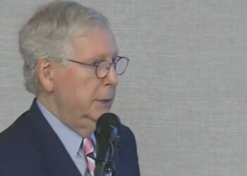 McConnell Blasts GOP 'Candidate Quality' as He Admits Democrats Likely to Keep Senate