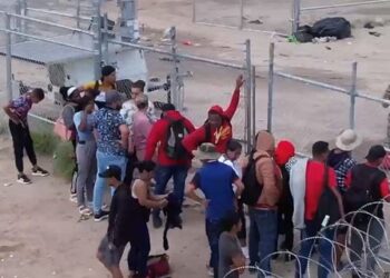 Aug. 16, 2022: Illegal immigrants seek entry to the U.S. at the southern border.