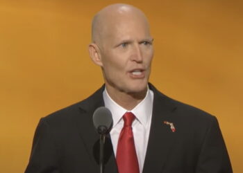 Rick Scott Slammed for Criticizing Biden Staycation After Reporters Discover Him Tweeting From a Luxury Yacht in Italy