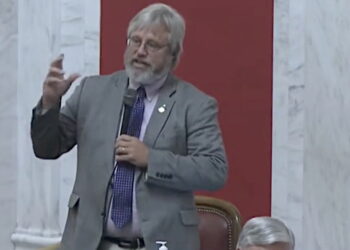 West Virginia Senator Says Child Rape Victims 'Romanticize' Their Rapists and See Them as a 'Boyfriend'