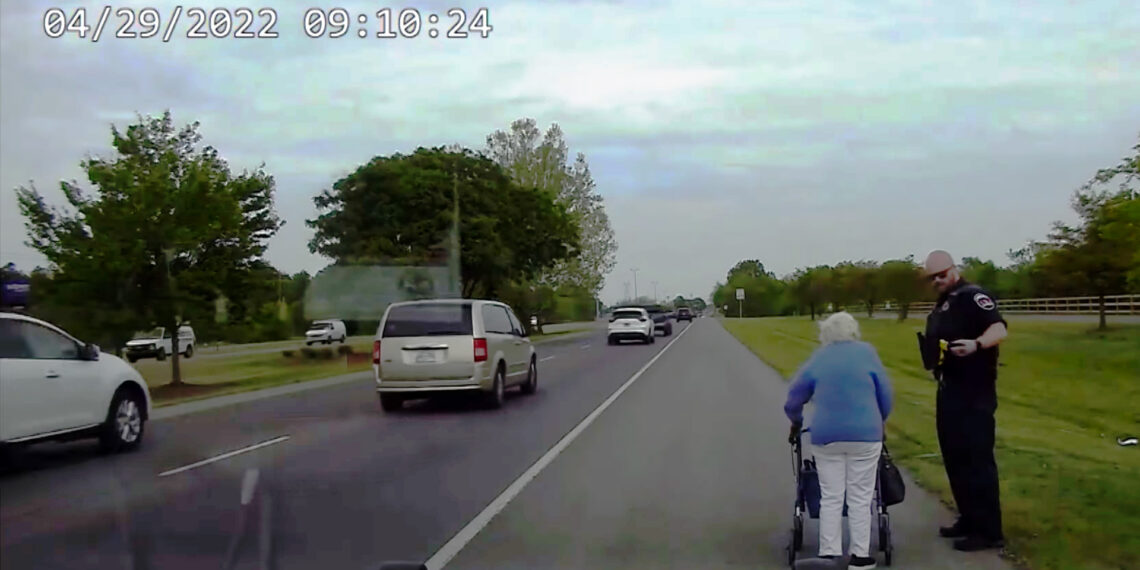 Tennessee police officer escorts 84-year-old woman to her hair appointment