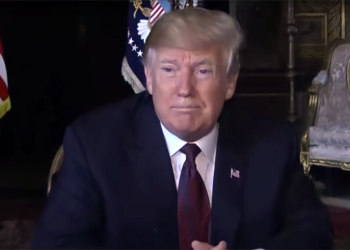 Reporter's Claim About Trump Being 'Reluctant' to Return Records Ignites Legal Experts