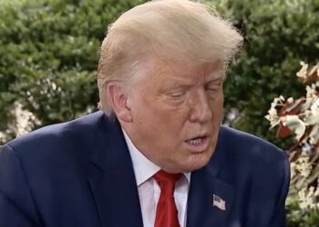 Trump's Weaponization of DOJ Notice to Pick Up His Passports Negates Claim He Will 'Do Whatever' to Tamp Down Anger