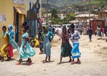 Image: Aksum, Ethiopia by Rod Waddington via Flickr / CC BY-SA 2.0 [https://flic.kr/p/2k2ExcJ]