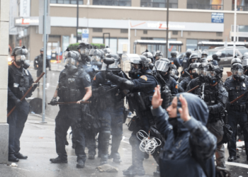 Protesters gain legal victory as Alameda County agrees to forego less-lethal munitions for crowd control during civil unrest – Law Officer