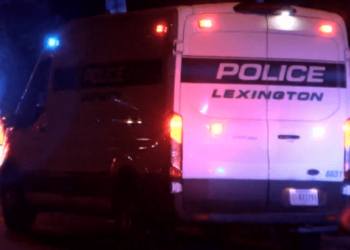 Kentucky officer wounded