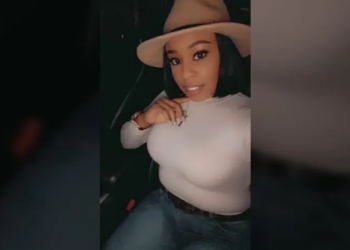 Nikia Rogers posing in a photo.