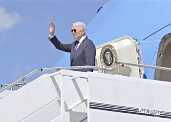 Critics Slam Reporters Over Obsession With Biden Flying to Vote in Delaware: 'Desperate for a Scandal'