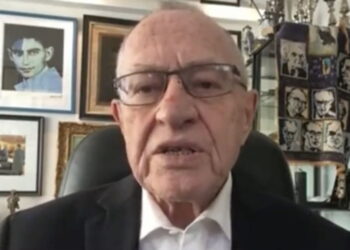 Trump Judge Smacks Down Dershowitz's Demand DOJ Give Back Mike Lindell's Seized Cell Phone in Scathing Ruling
