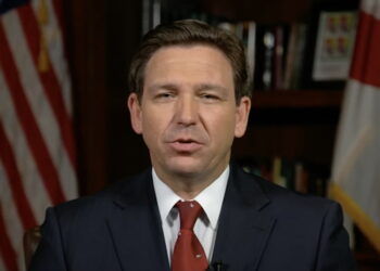 DeSantis on Defense Heads to Hannity Over Sending Asylum Seekers to Martha's Vineyard