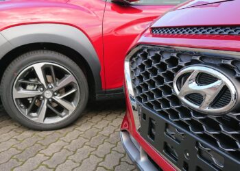 Police warn about rise in Kia, Hyundai car thefts sparked by viral TikTok trend