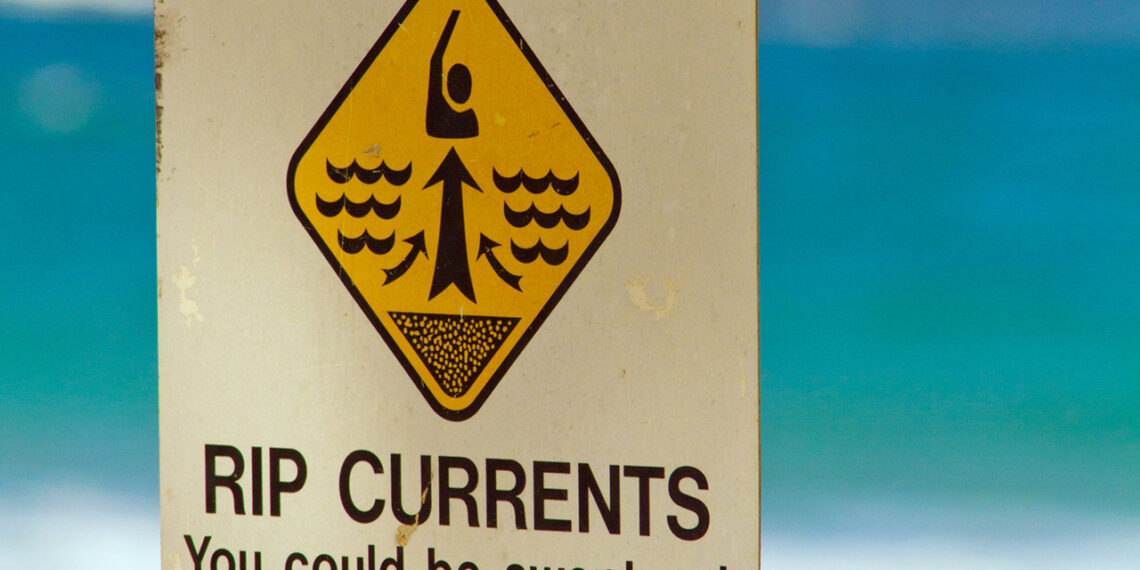 Off-duty New Jersey transit officer rescues friends from drowning in rip current