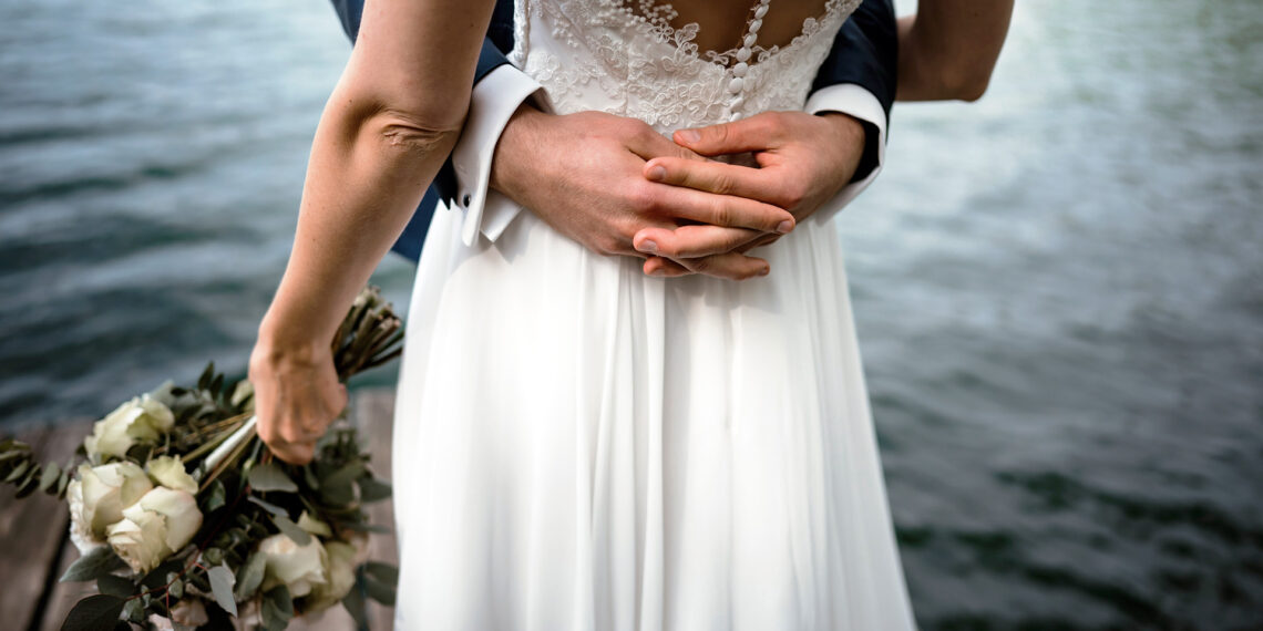 Boston police save couple’s wedding by escorting stranded groom to island destination