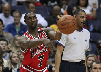 Former NBA player arrested after hitting 10-year-old son while at airport, causing boy to be hospitalized – Law Officer