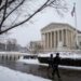 Heavy Snow Blankets Washington DC