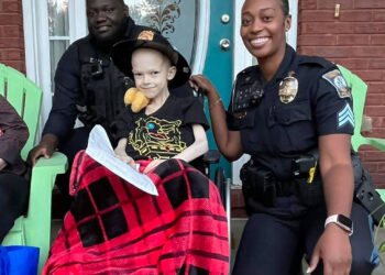 Georgia sheriff’s office holds parade for 7-year-old with serious medical condition